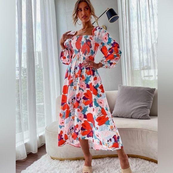 Floral Print Smocked Maxi Dress Size S - Picture 2 of 11